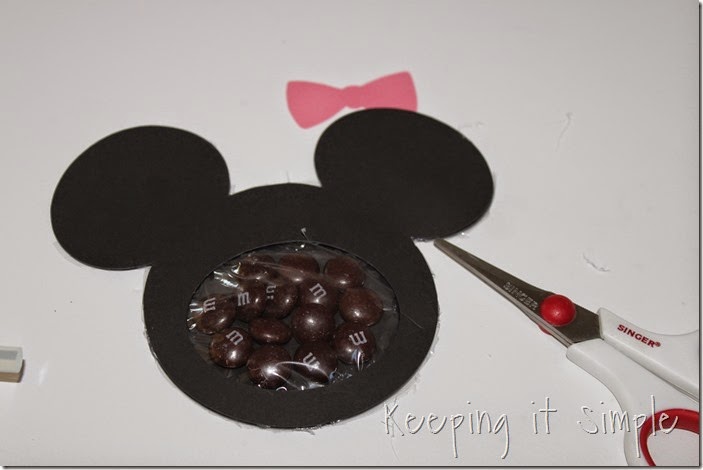 Mickey mouse and Minnie Mouse Homemade Valentines with Printable (5)