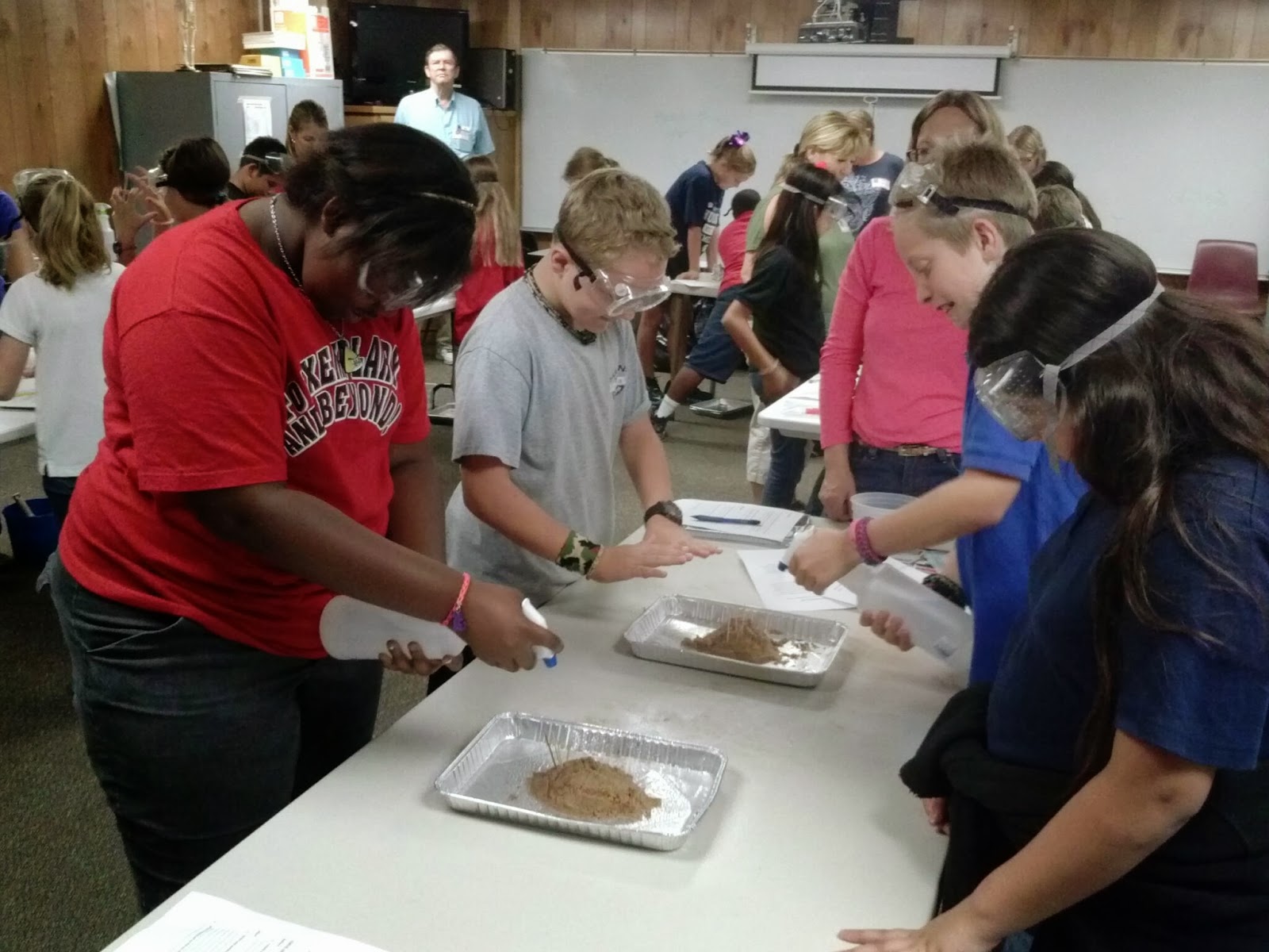 Mrs. Slavinski : Hands on Science - Erosion Lab