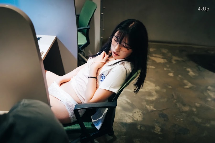 [Loozy] Sonson (손손) Reading Room + S.ver