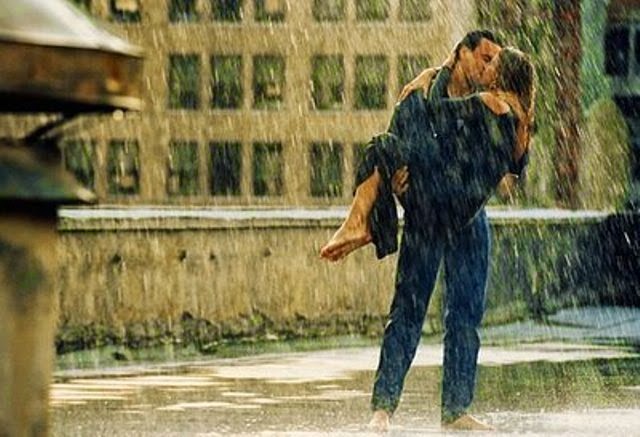 [romantic-couple-kissing-in-rain-wallpaper%255B3%255D.jpg]