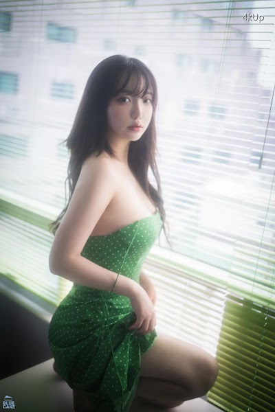 [BLUECAKE] Son Ye-Eun (손예은) Nothing RED