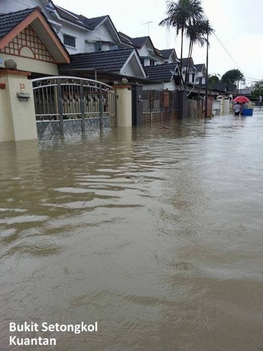 ~ KOngSi HaL ~ PRAY FOR KUANTAN.... Musibah Banjir di Pantai Timur 2013