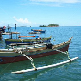 Public transportation of Bajo community  by Veronica Kumurur - Novices Only Landscapes