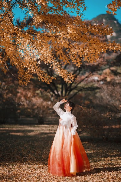 DJAWA Photo – ZziZzi “Chuseok”