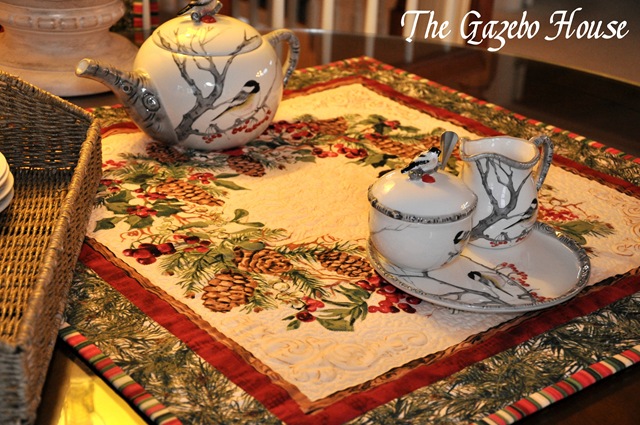 [Sewing%2520group%2520with%2520Chickadee%2520quilt%2520%2526%2520tea%2520set%2520031%255B2%255D.jpg]