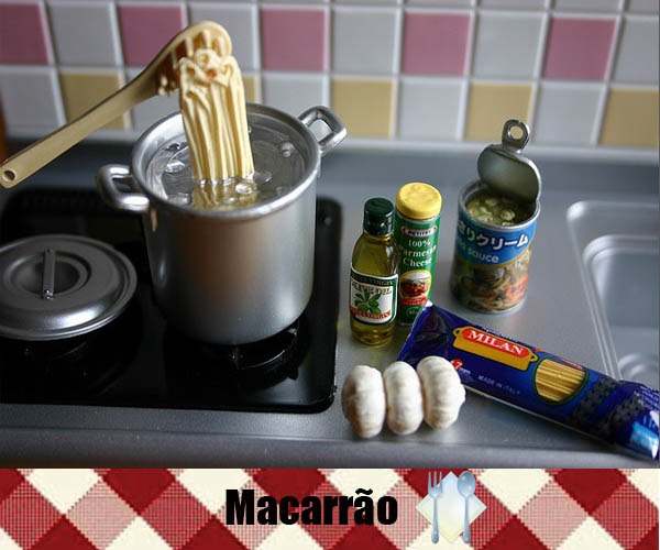 Re-Ment-Macarro-Spaghetti-Cozinhando