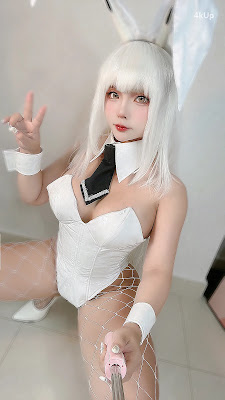 Coser@Sayo Momo NIKKE Naughty Oil Bunny