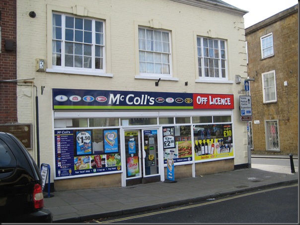 .The International Stores used to stand here.  I recall taking my mother's weekly grocery order here for it to be delivered on a Friday.  We always ate well on a Friday evening!