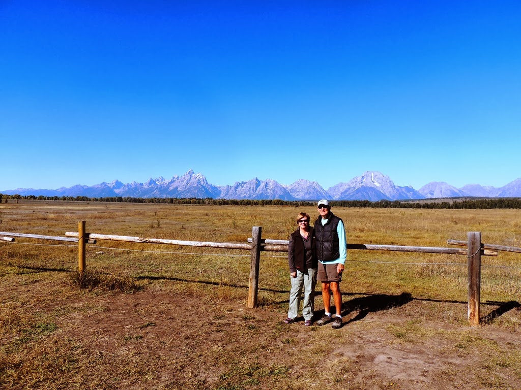 [teton%2520view%2520with%2520vic%2520and%2520pam-%255B4%255D.jpg]