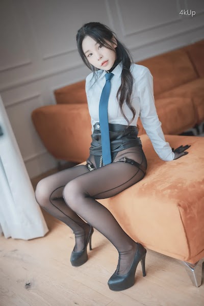 DJAWA Photo – Zzyuri D.s Relationship Vol.2