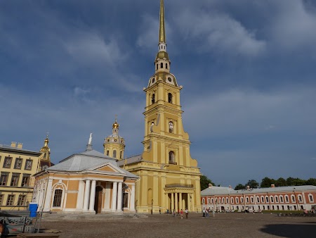 Circuit Rusia: Catedrala Sf. Petru si Pavel - St. Petersburg