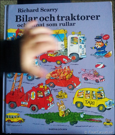 Bilar och Traktorer Populär barnbok 2årig pojke