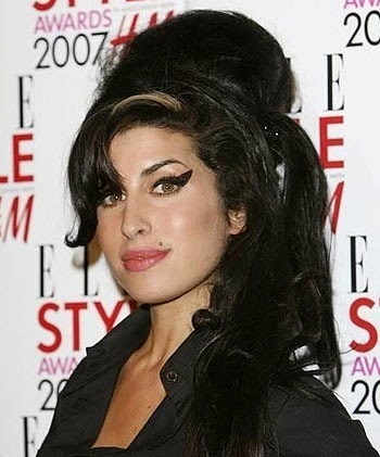 [Amy-Winehouse6.jpg]