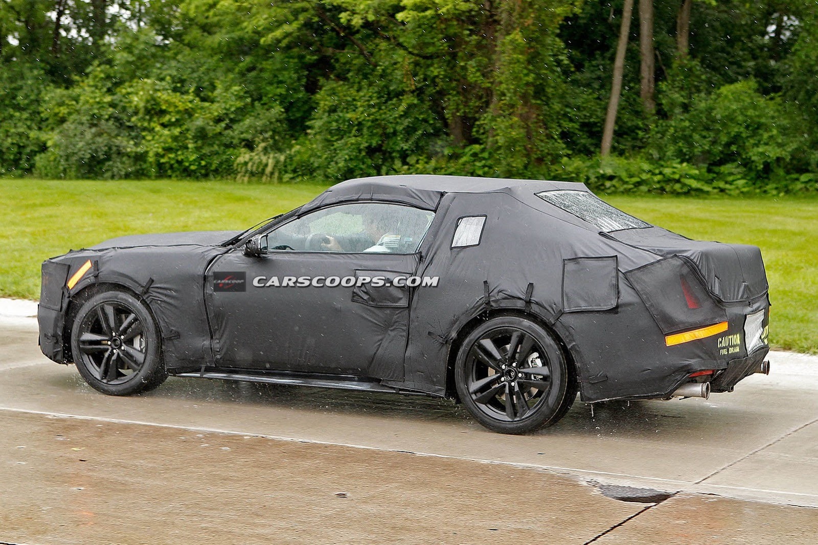 [2015-Ford-Mustang-Coupe-3Carscoops%255B3%255D%255B3%255D.jpg]