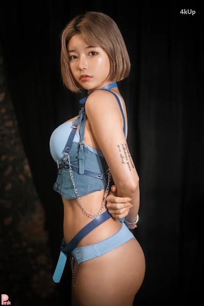 [PINK] U.Hwa (은유화) Secret Present No.02
