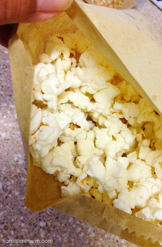 Easy Microwave Popcorn 4 @ SameliasMum