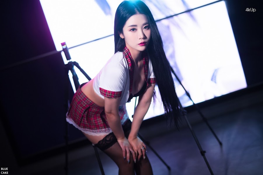 [BLUECAKE] Bomi (보미) – Siren