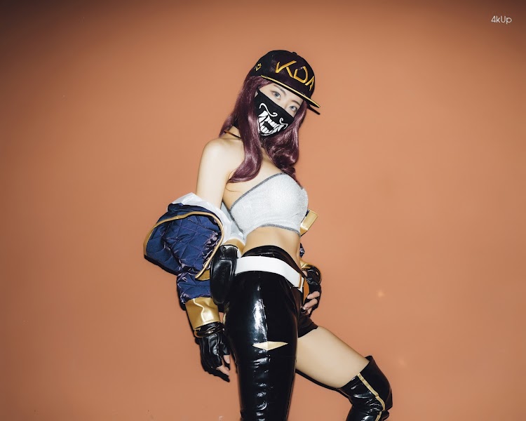 Mona (모나) – Akali (KDA) & Moon Night Snap