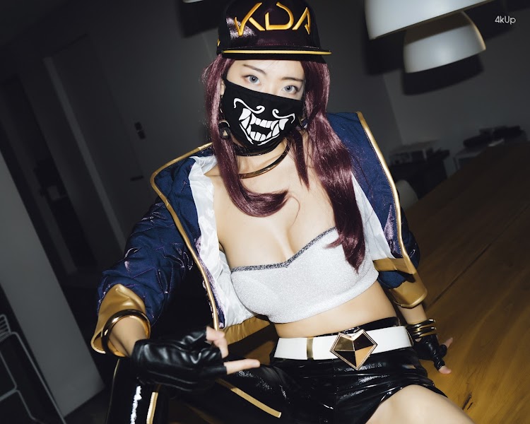 Mona (모나) – Akali (KDA) & Moon Night Snap
