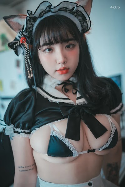 DJAWA Photo – Echi (이치) “Maid Mansion Nº3” (+S.Ver)
