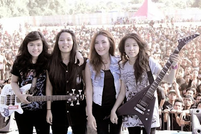 Band Metal cewek Indonesia monster phobia