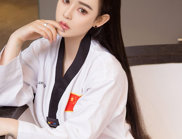 Ugirls App No.1021 Mi Qi (米奇)