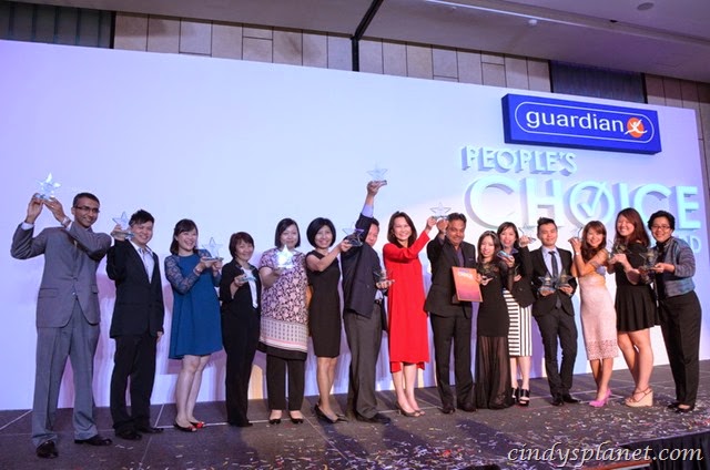 [Ms%2520Loi%2520Liang%2520Tok%2520%2528in%2520red%2529%2520with%2520winning%2520brands%2520at%2520the%2520Guardian%2520People%2527s%2520Choice%2520Award%2520ceremony%255B2%255D.jpg.webp]