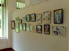 Desene facute cu pixul expuse la salonul de grafica organizat de asociatia artistilor plastici din Bucuresti