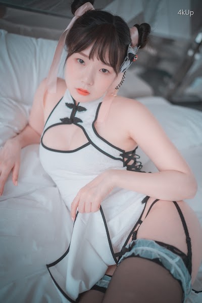 DJAWA Photo – Pia (피아) Goth & Oriental
