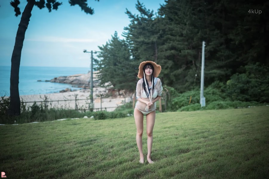 [PINK] Lee Ahrin Bikini Day