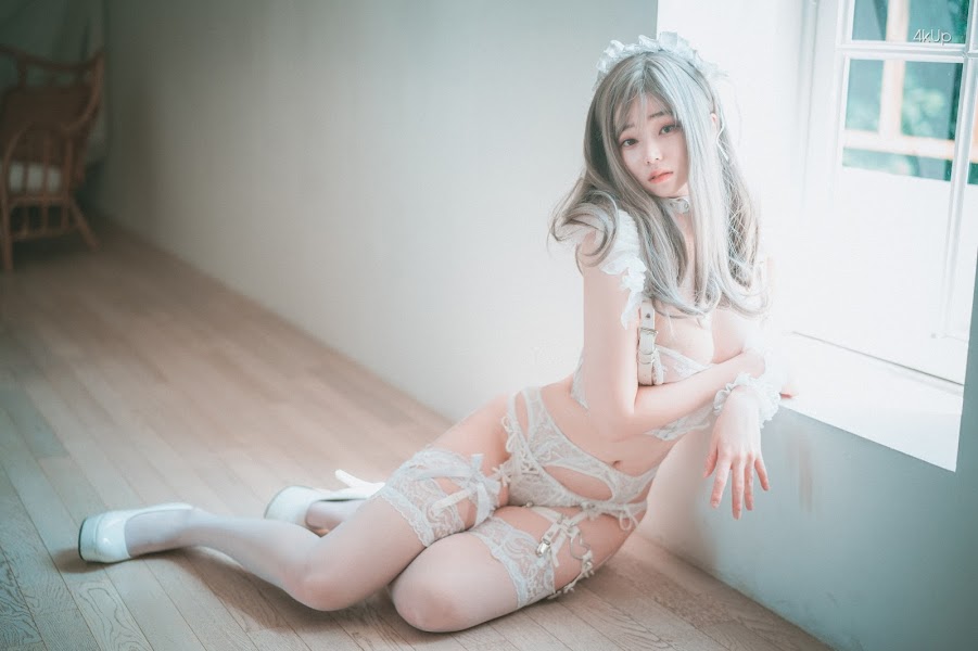 DJAWA Photo – Bambi (밤비) – “Reine de Blanc”