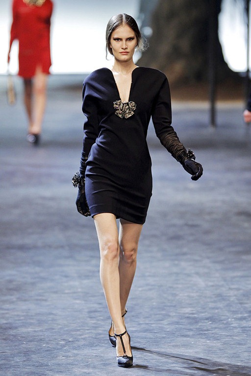 [LANVIN-FALL-2011-RTW-PODIUM-006_runway%255B3%255D.jpg]
