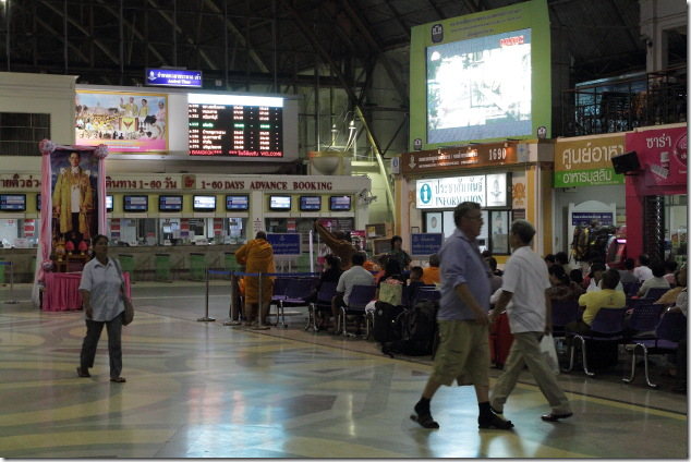 Easy Train booking experience in thailand