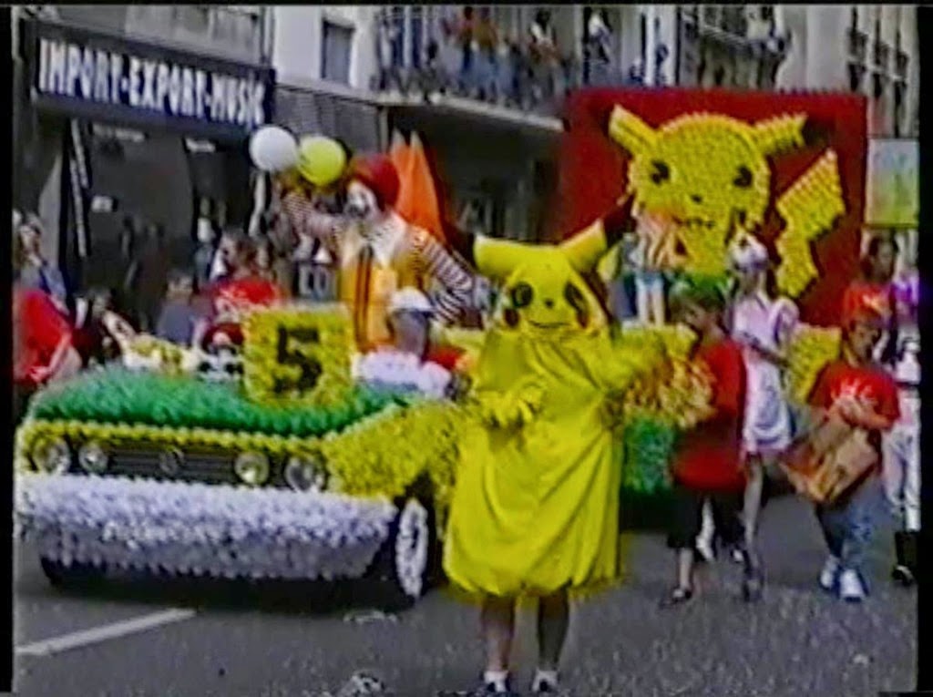 [2001.08.19-005-Pikachu%255B1%255D.jpg]