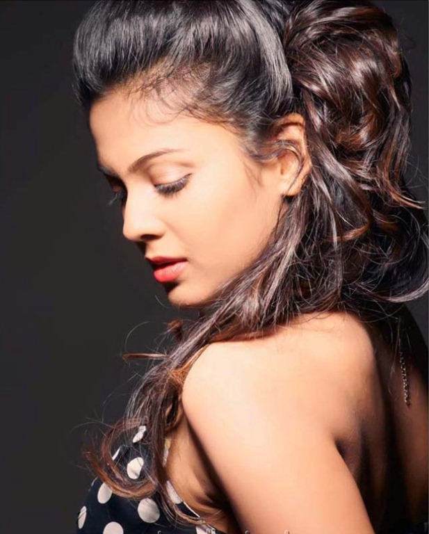 [tamil_actress_chandni_new_photos%255B3%255D.jpg]