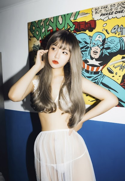Jeong Jenny (정제니) – Jenny’s maturity – Moon Night Snap