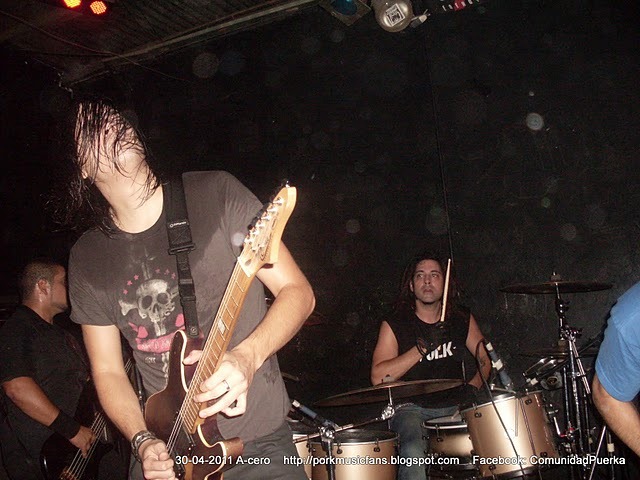 [A-cero%252030-04-2011%2520Show%2520%252874%2529%255B3%255D.jpg]