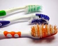[old%2520toothbrushes%255B9%255D.jpg]