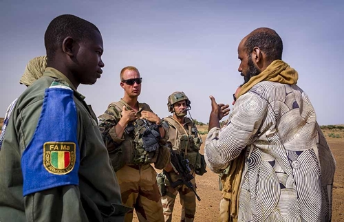 Французские военные в Мали