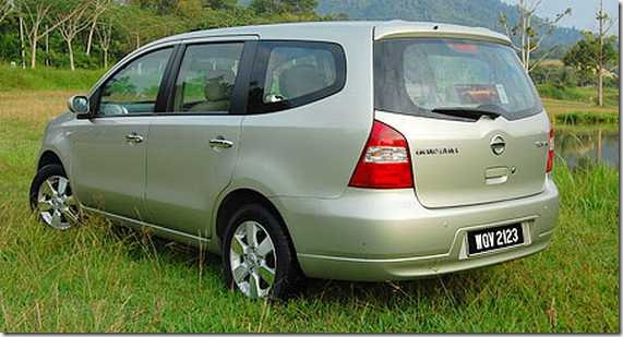 Nissan Grand Livina 05