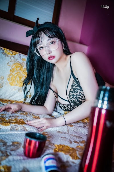 [BLUECAKE] Son Ye-Eun (손예은) Nude No Panty (Full)