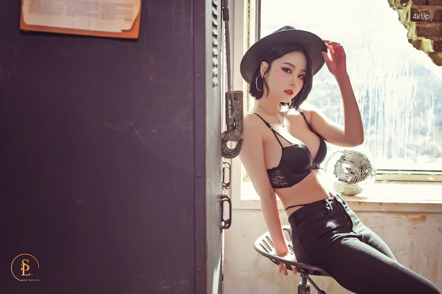 SAINT Photolife – Yuna Yuna’s Wild