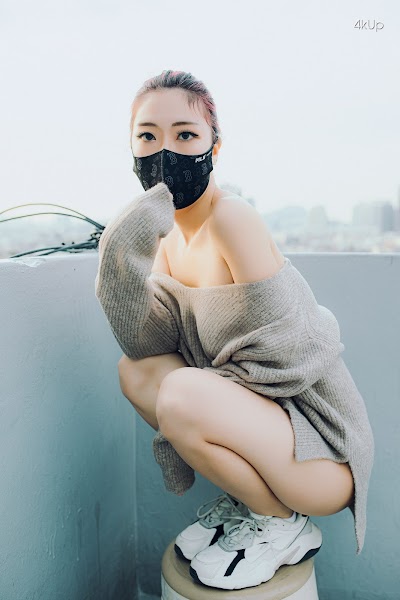 Mona (모나) – My sister next door Vol.1 & Moon Night Snap