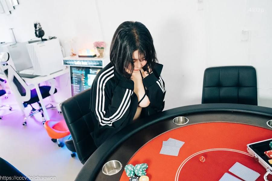 [Loozy] Zia (지아) PC Room With SP (Part B)