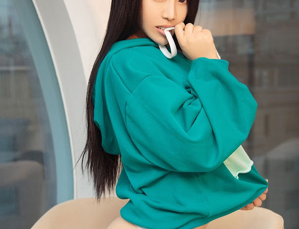 Ugirls App No.924 Ya Qian (雅茜)