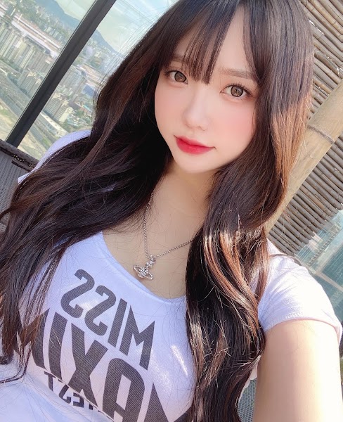 Son Ye-Eun (손예은) Miss Maxim Contest 2022