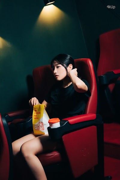 [Loozy] Sonson (손손) Cinema Girl (+S.Ver)