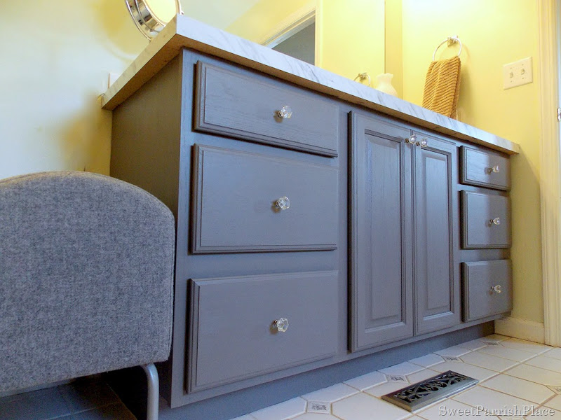 Builder grade vanity makeover 8