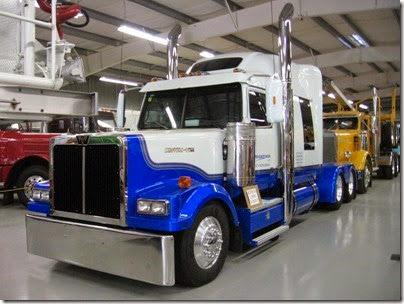 IMG_2537 2004 Western Star Low-Max Tractor Prototype at Antique Powerland in Brooks, Oregon on August 3, 2008