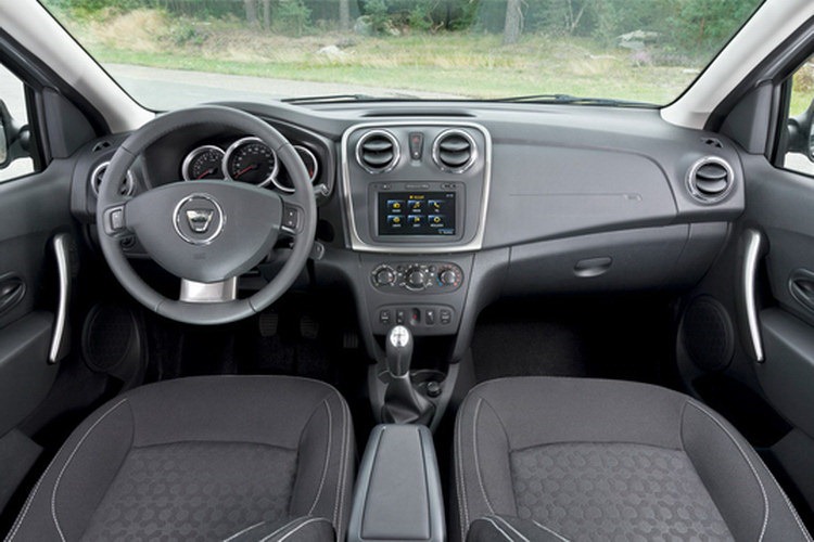2013-Dacia-Logan-4%25255B5%25255D.jpg